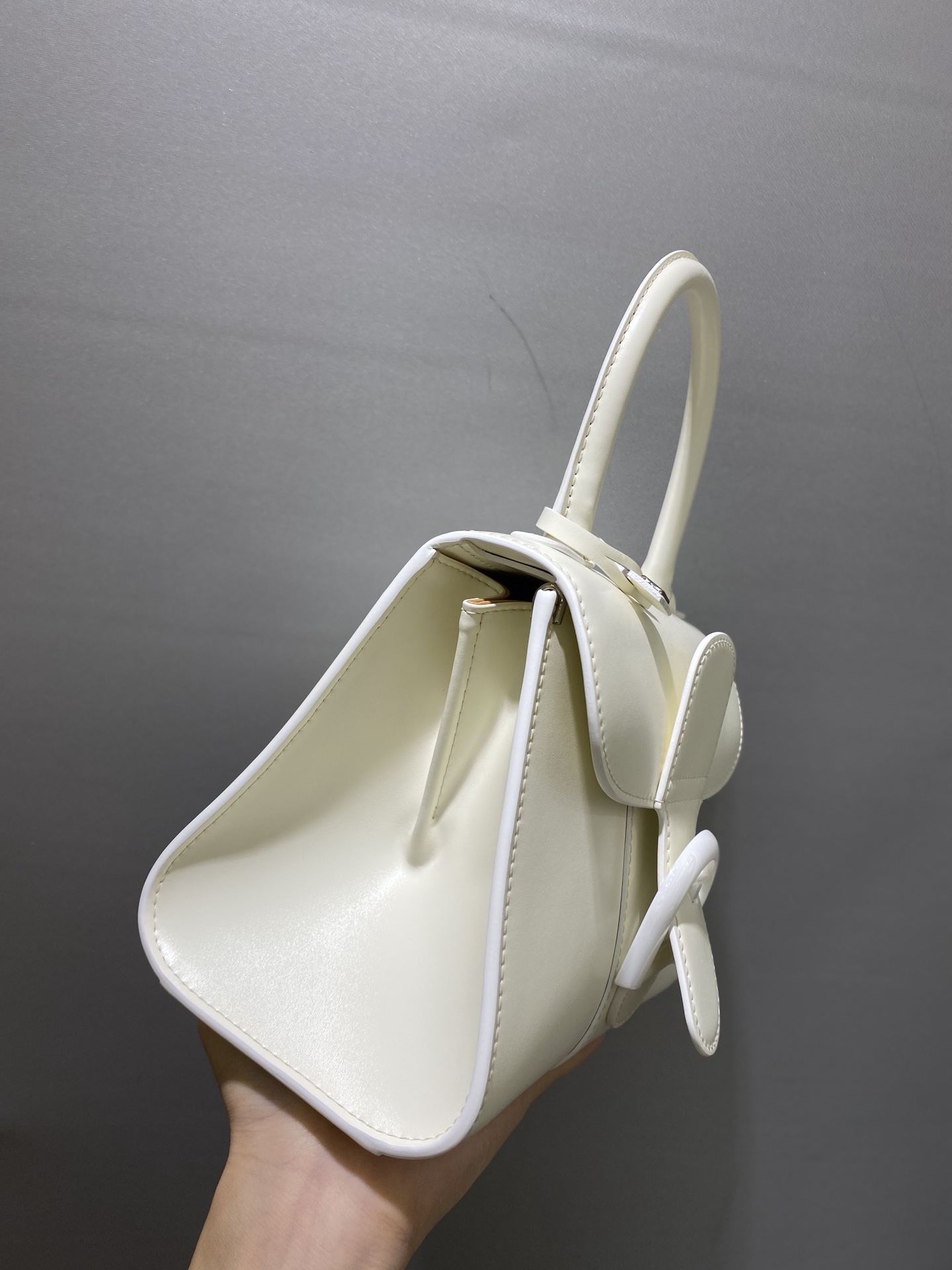 델보 브리앙 MM 박스백 스몰